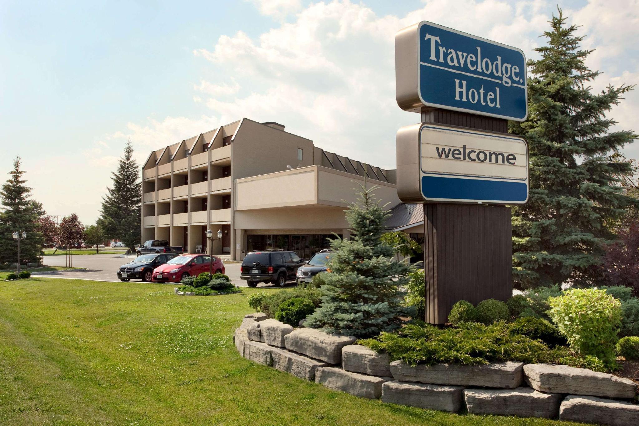 Travelodge Hotel By Wyndham Kingston Lasalle Экстерьер фото